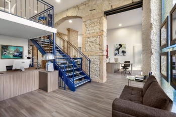 Lyon Sotheby's International Realty - Luxury real estate agency